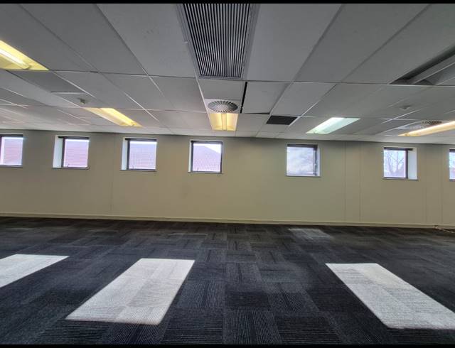 726M² OFFICE TO LET IN WAVERLEY